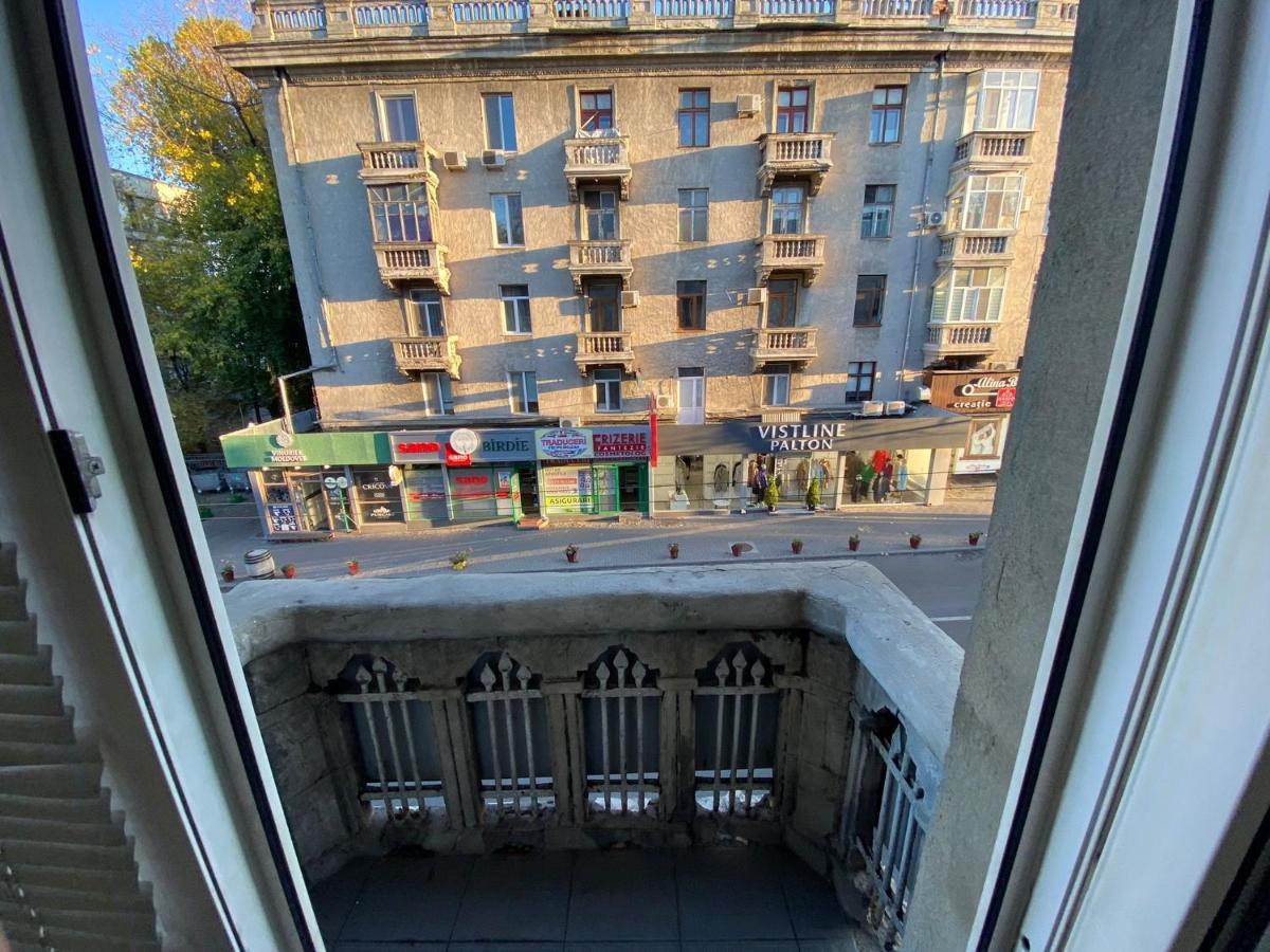 White New Apartments Ultracentral 2-Rooms In The Heart 키시나우 외부 사진
